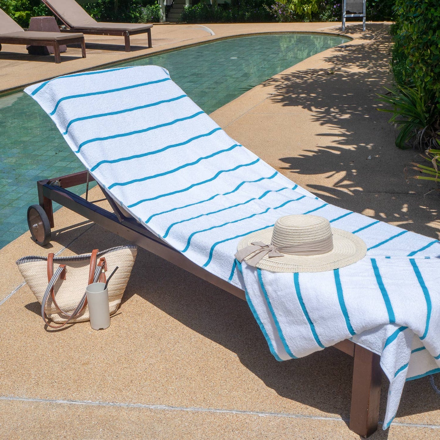 2 Pack of Chaise Lounge Chair Towels, 30 x 85, Fitted Pocket