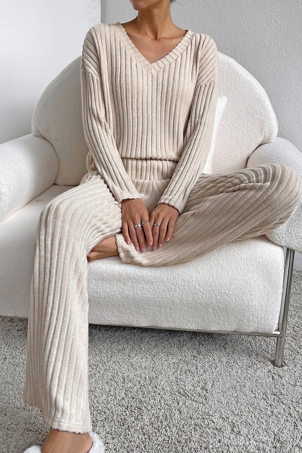 Ribbed Knit V Neck Slouchy Two-piece Outfit